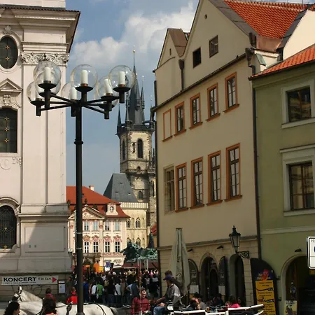 Szálloda U Tri Bubnu 3*
