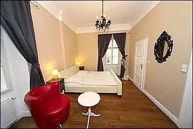 Hotel U Tri Bubnu 3*