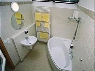 U Tri Bubnu Hotel 3*